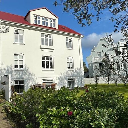 Beautiful 2 Bedroom Apartment Downtown Reykjavík Exteriör bild
